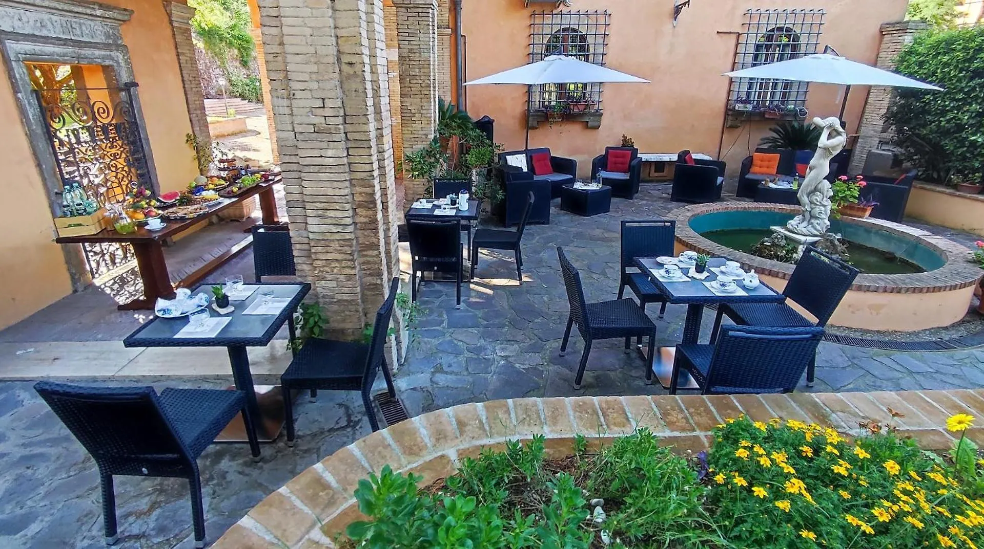 Villa Alberici Rome 0*,