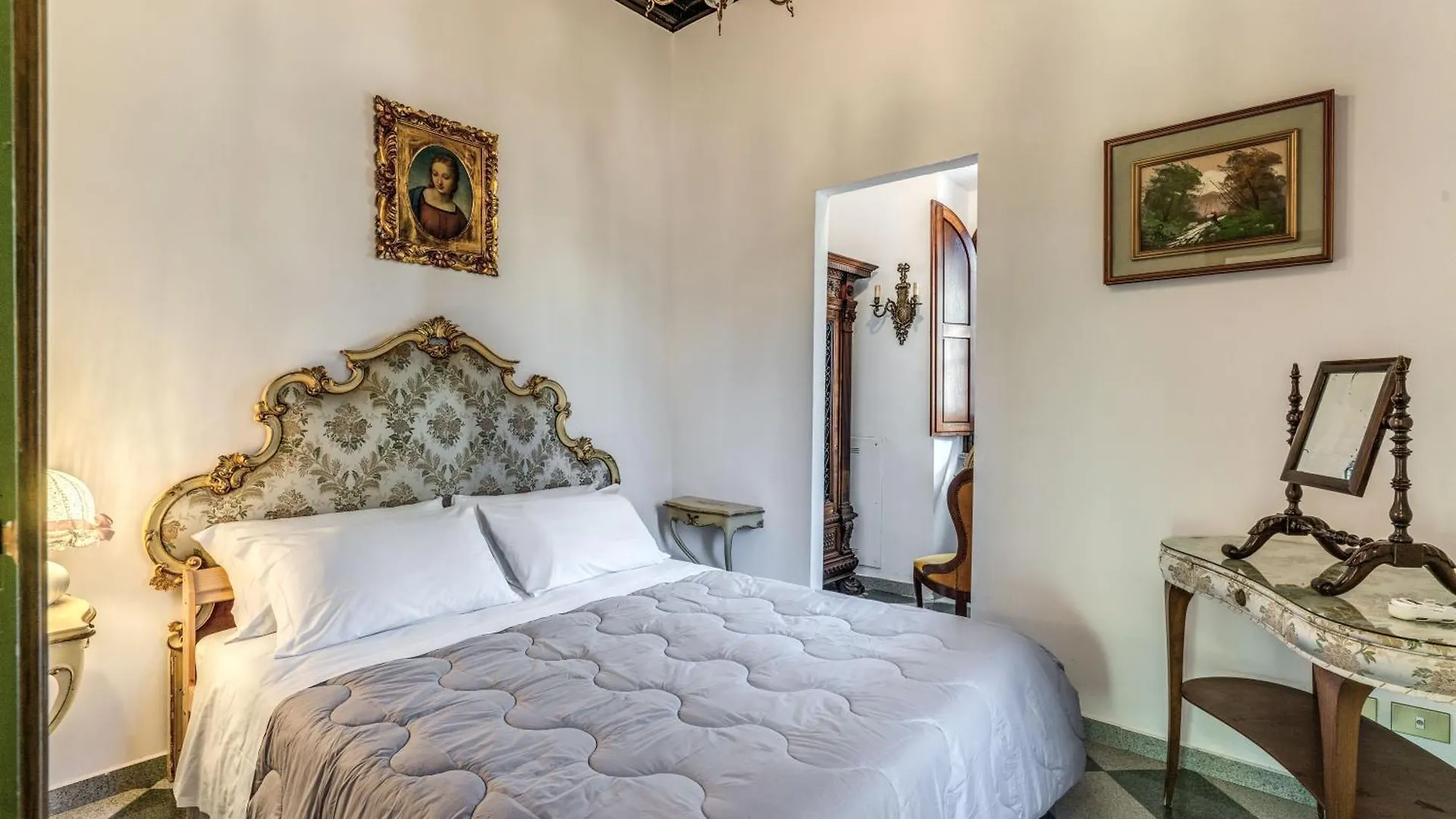 Villa Alberici Rome 0*,